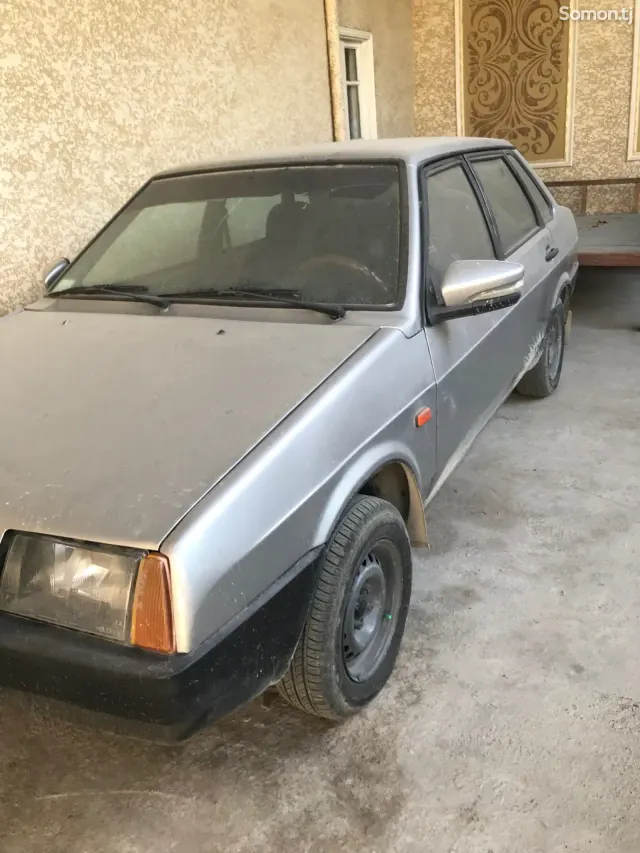 Lada (ВАЗ) 21099 2004 · 1.6 MT