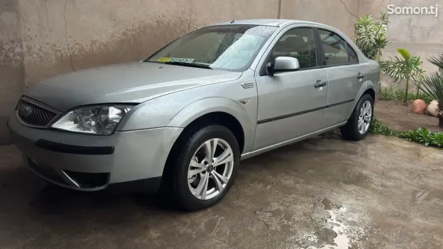 Ford Mondeo 2004 · 1.8 AT