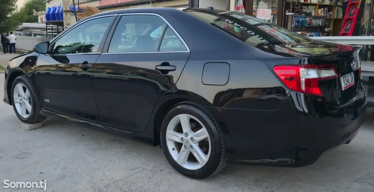 Toyota Camry 2014 · 2.5 AT