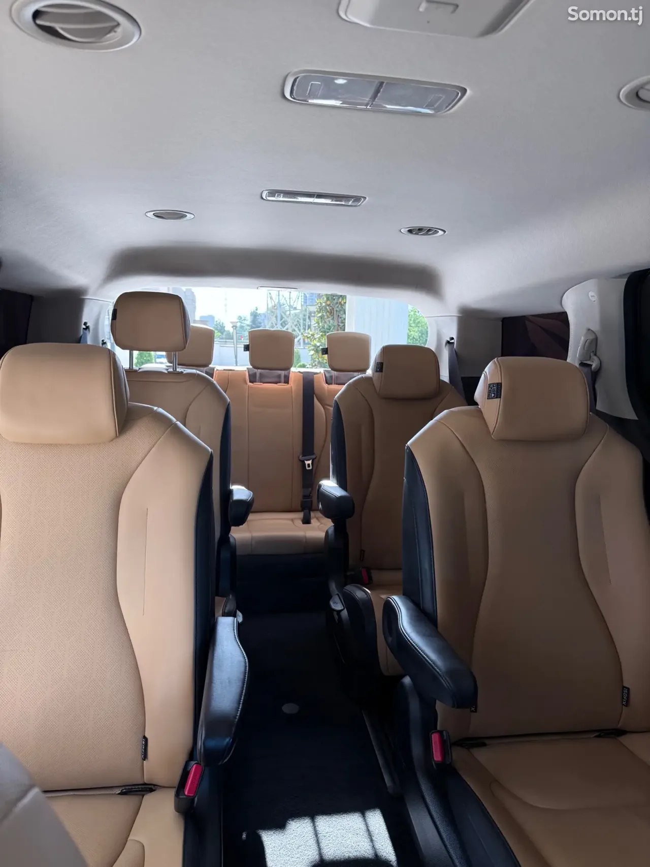 Kia Carnival 2021 · 2.2 AT
