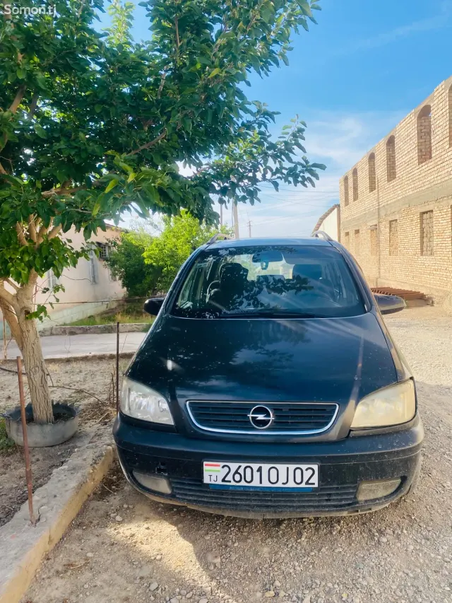 Opel Zafira 2000 · 1.8 MT