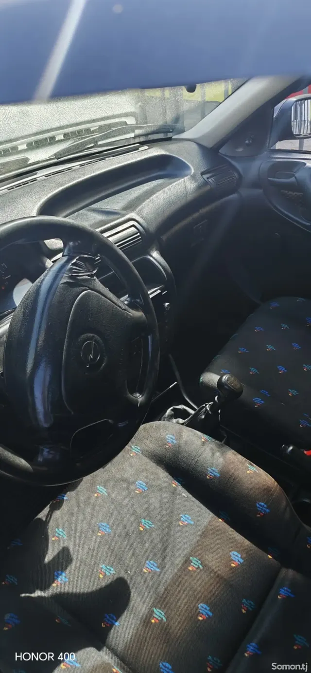 Opel Astra F 1994 · 1.6 MT
