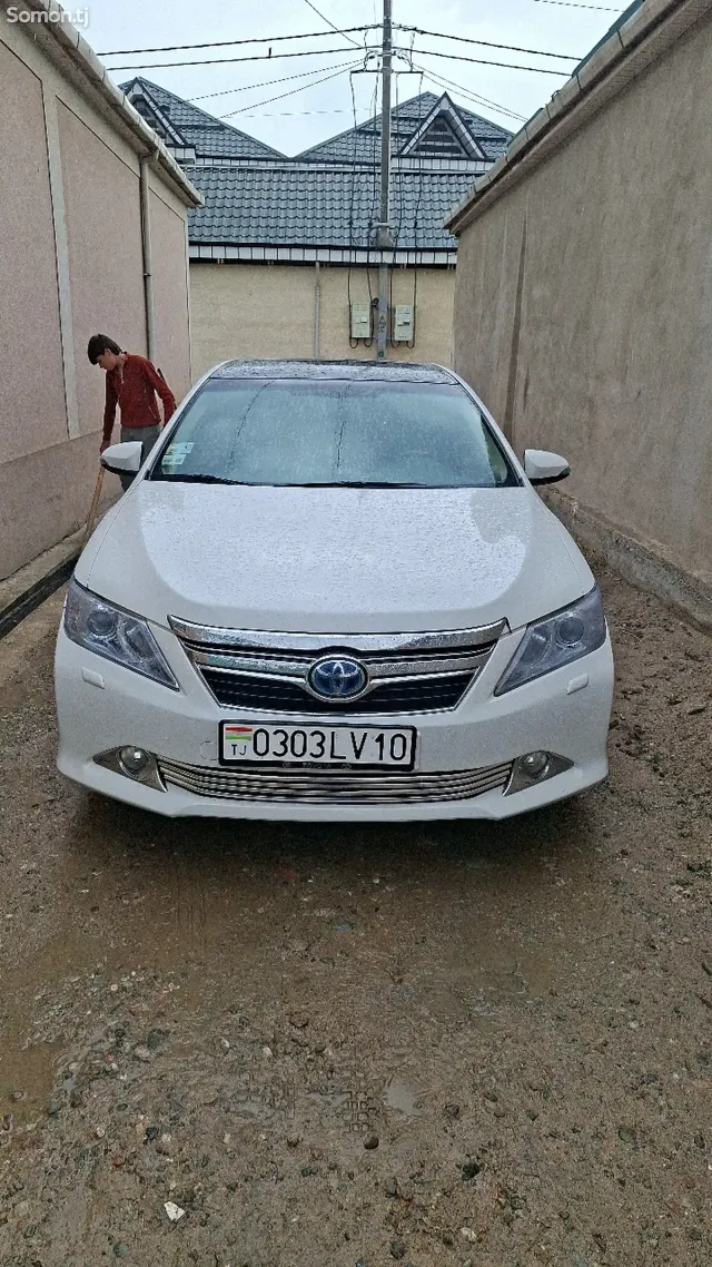 Toyota Camry 2014 · 2.5 AT