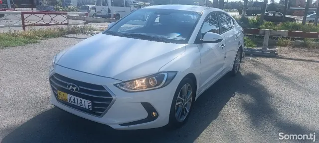 Hyundai Avante 2017 · 1.6 AT