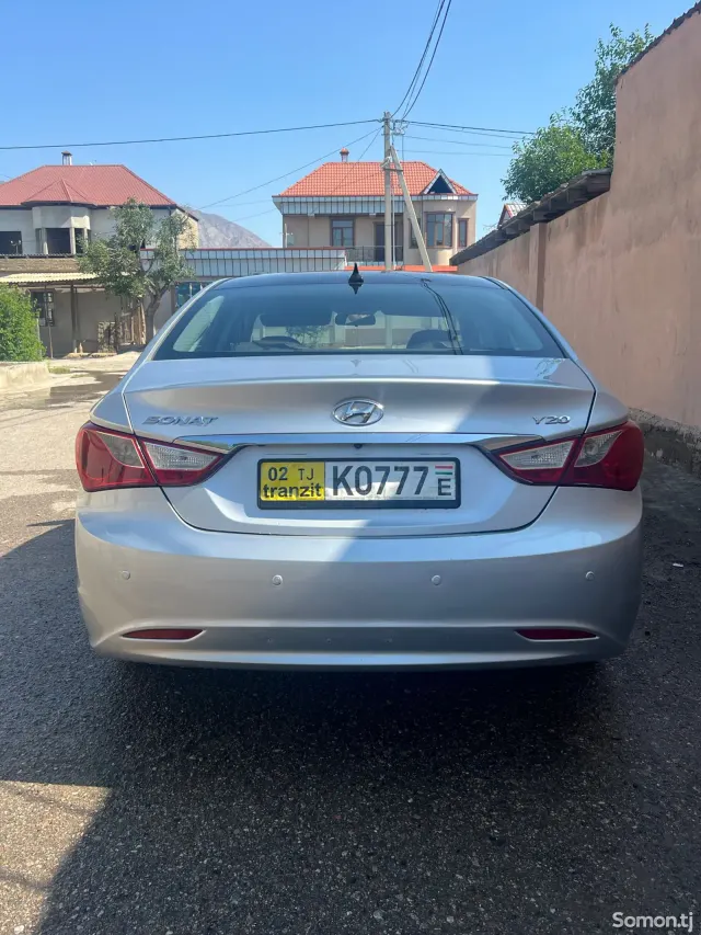 Hyundai Sonata 2010 · 2.0 AT