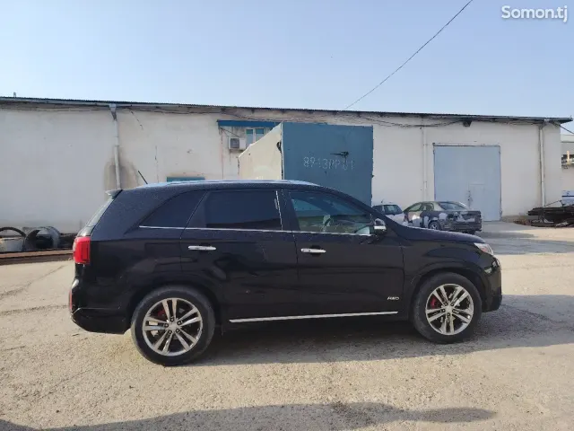 Kia Sorento 2015 · 3.3 AT