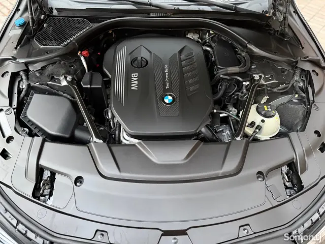 BMW 7 series 2016 · 3.0 AT