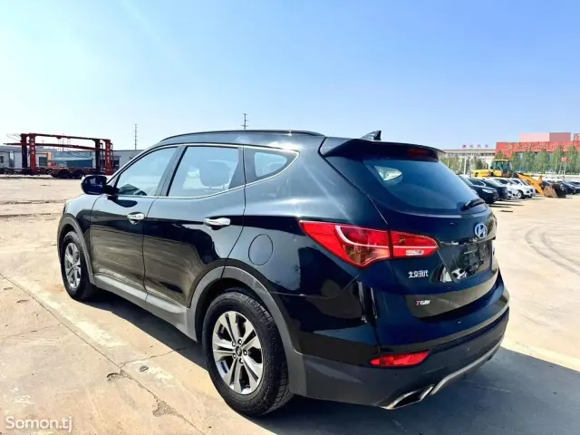 Hyundai Santa Fe 2015 · 2.0 AT