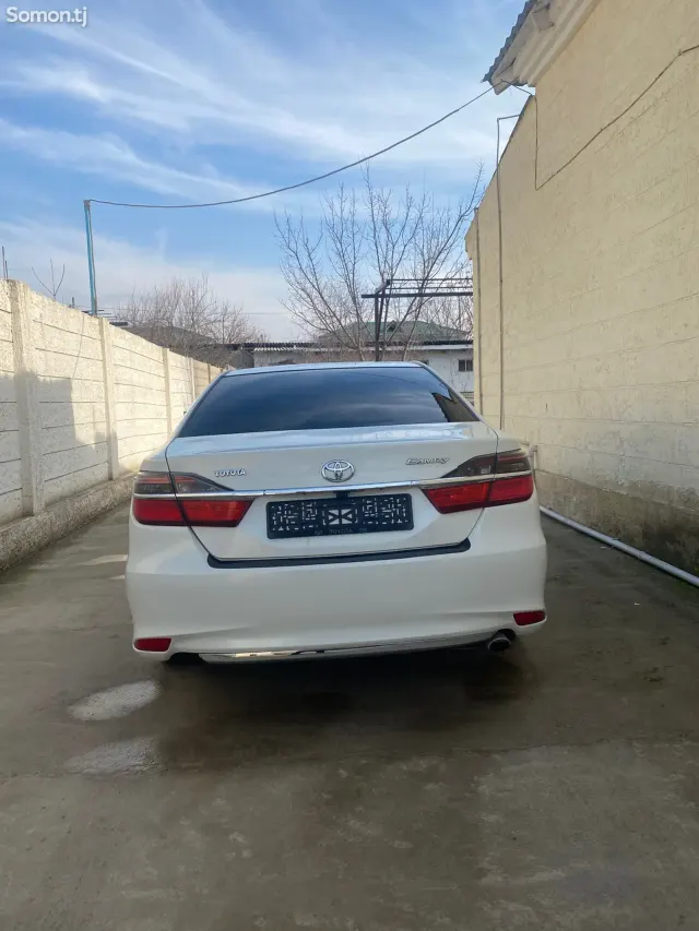 Toyota Camry 2013 · 2.5 AT