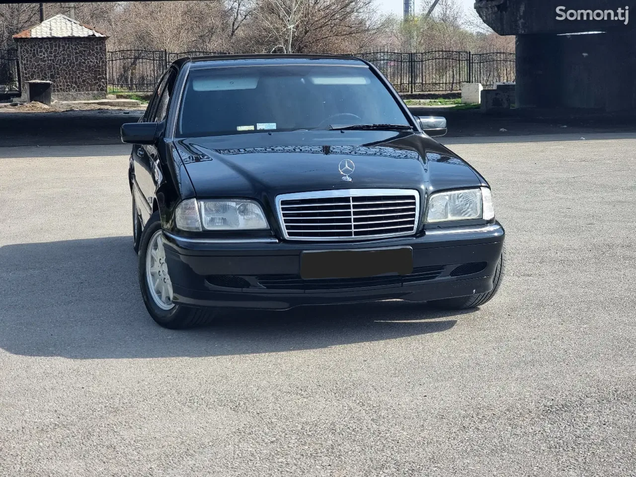 Mercedes-Benz C class 2000 · 2.0 AT