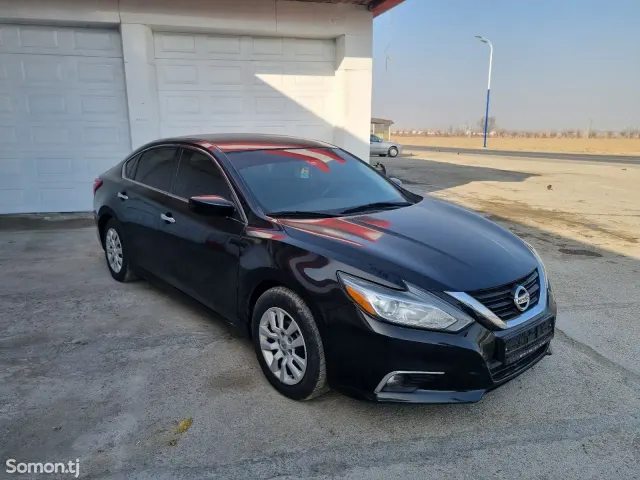 Nissan Altima 2017 · 2.5 AT