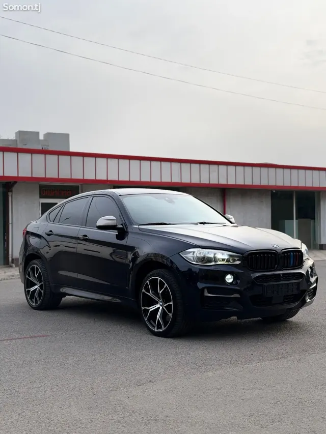 BMW X6 2017 · 5.0 AT