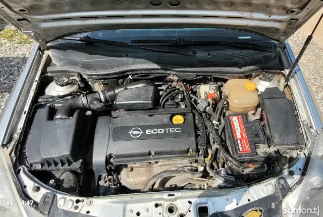 Opel Astra H 2008 · 1.6 MT