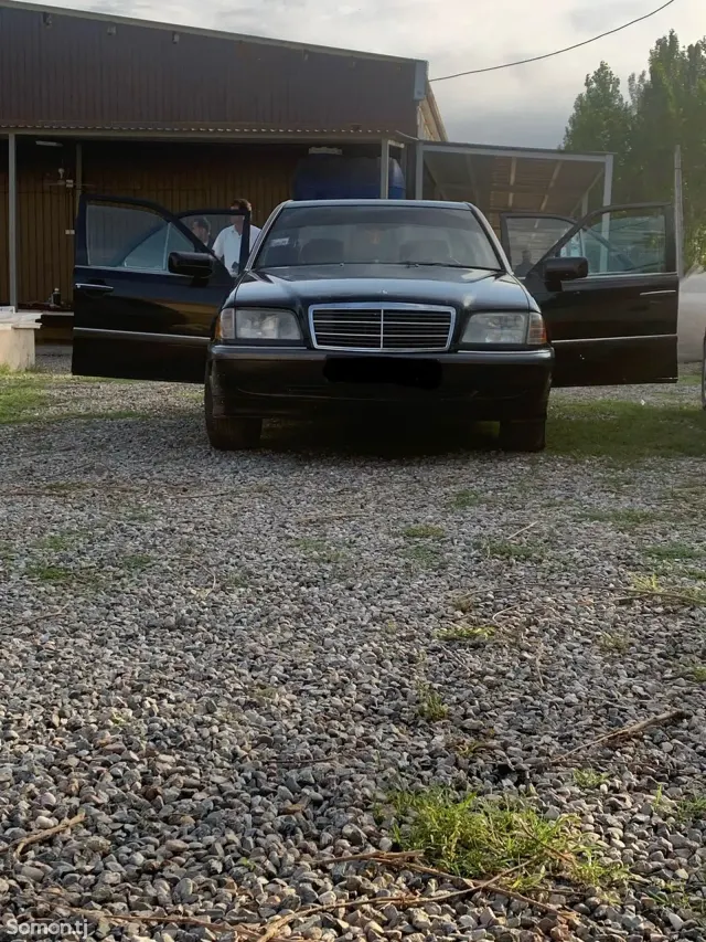 Mercedes-Benz C class 1995 · MT