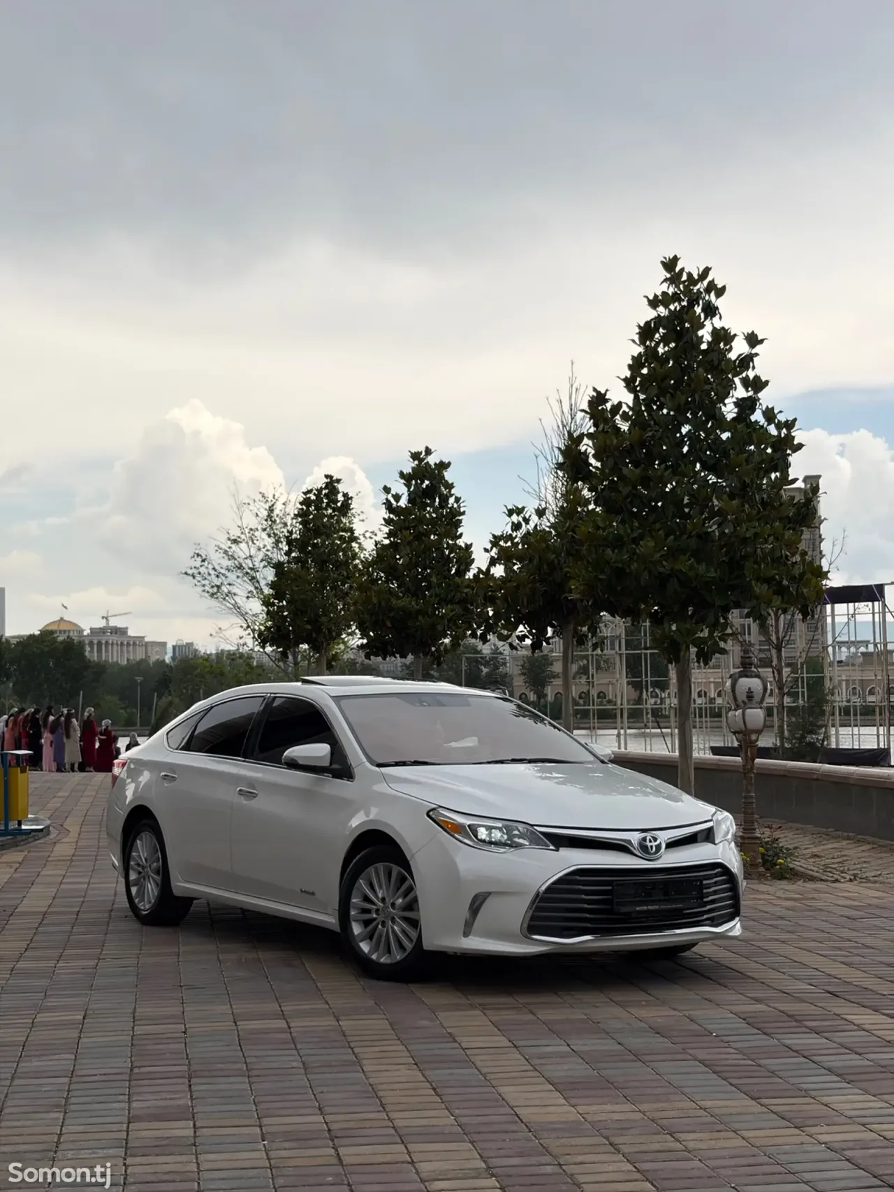 Toyota Avalon 2016 · 2.5 AT