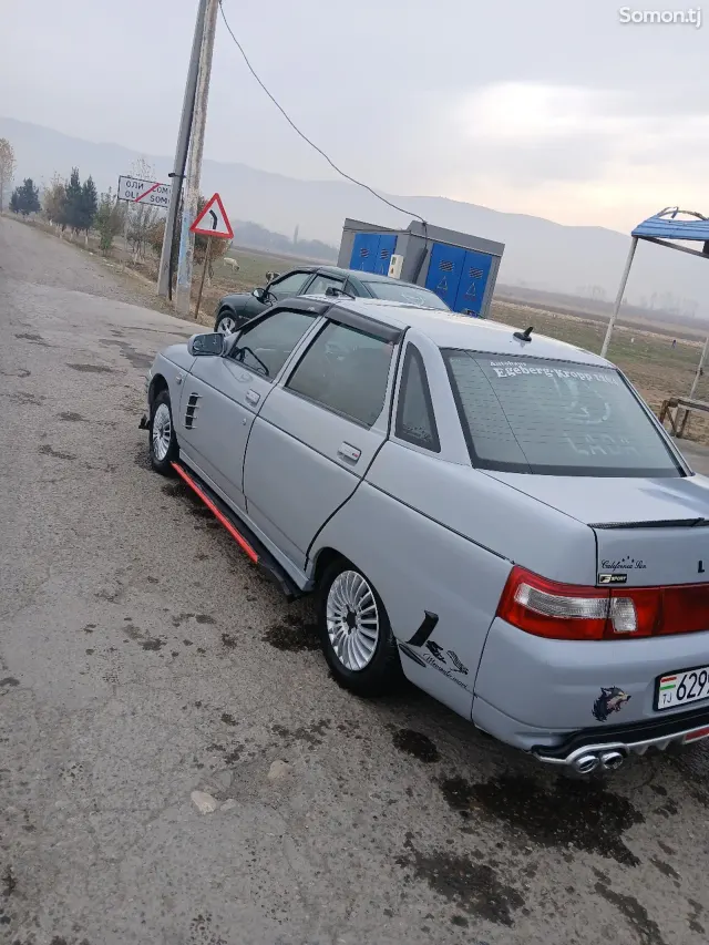 Lada (ВАЗ) 2110 2002 · 1.6 MT