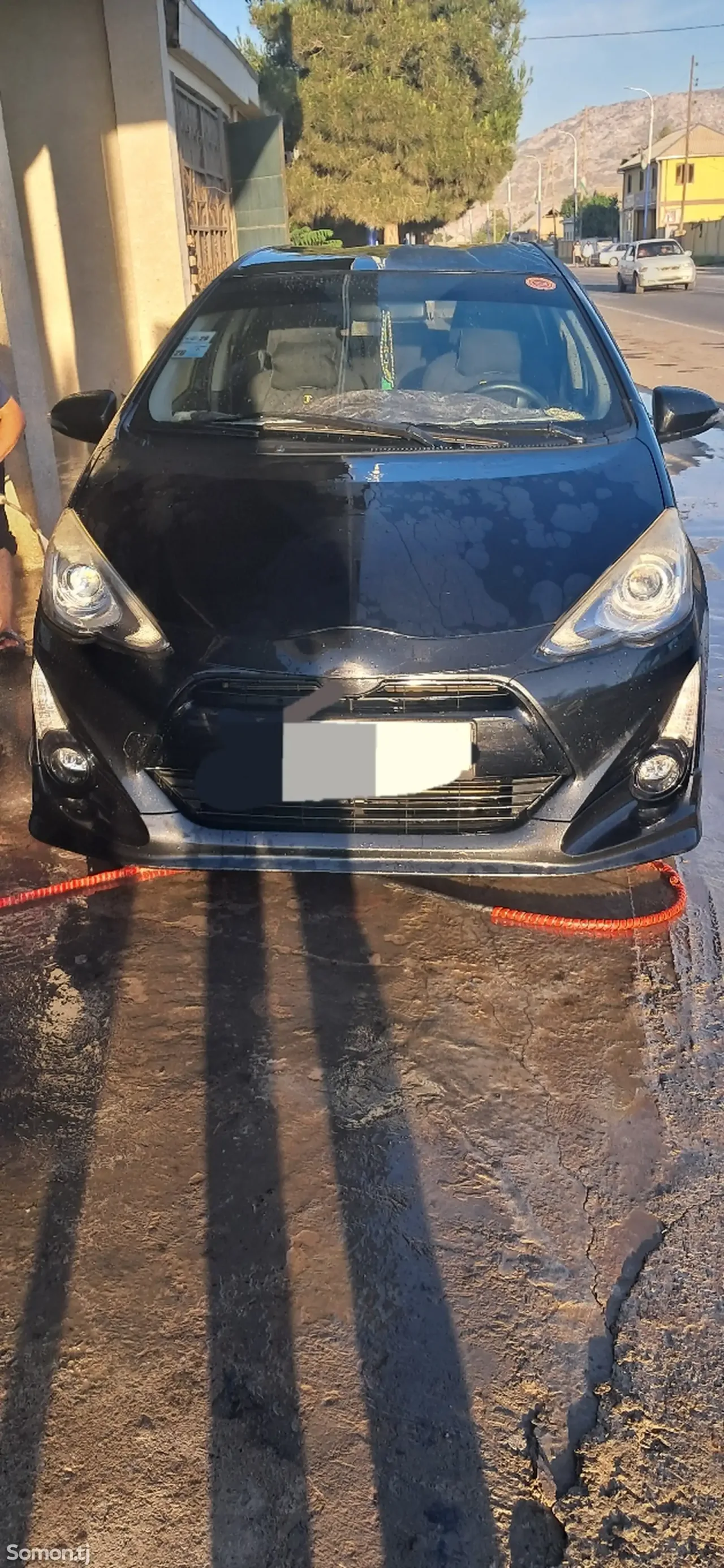 Toyota Aqua 2015 · 1.5 AT