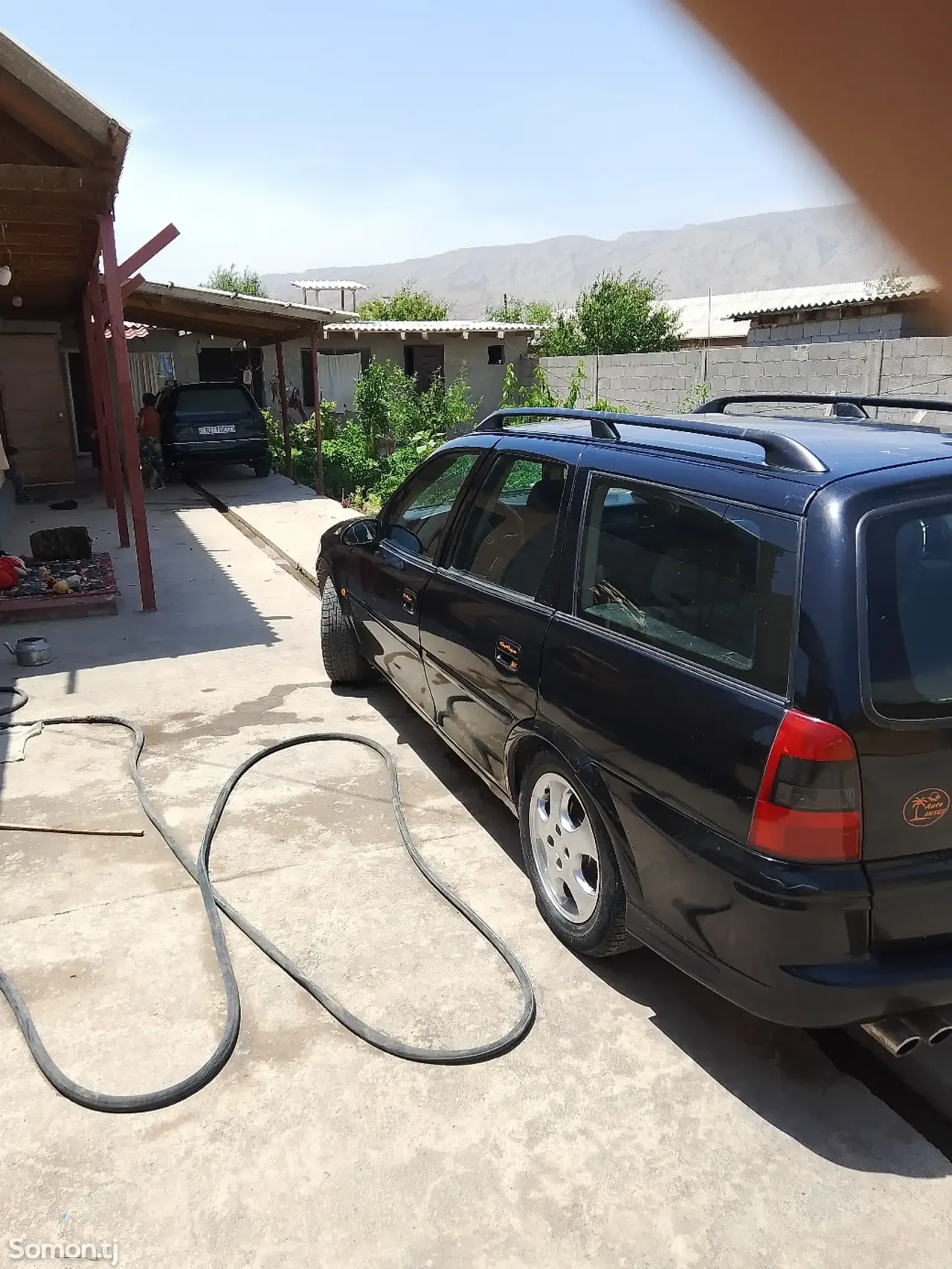 Opel Vectra B 1996 · 1.6 MT