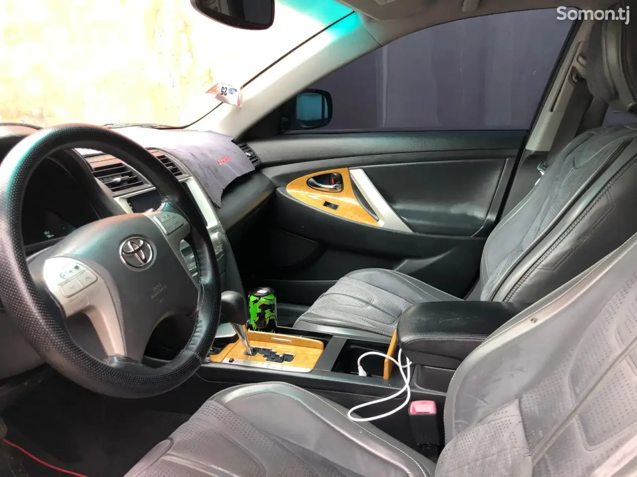 Toyota Camry 2008 · 2.4 AT
