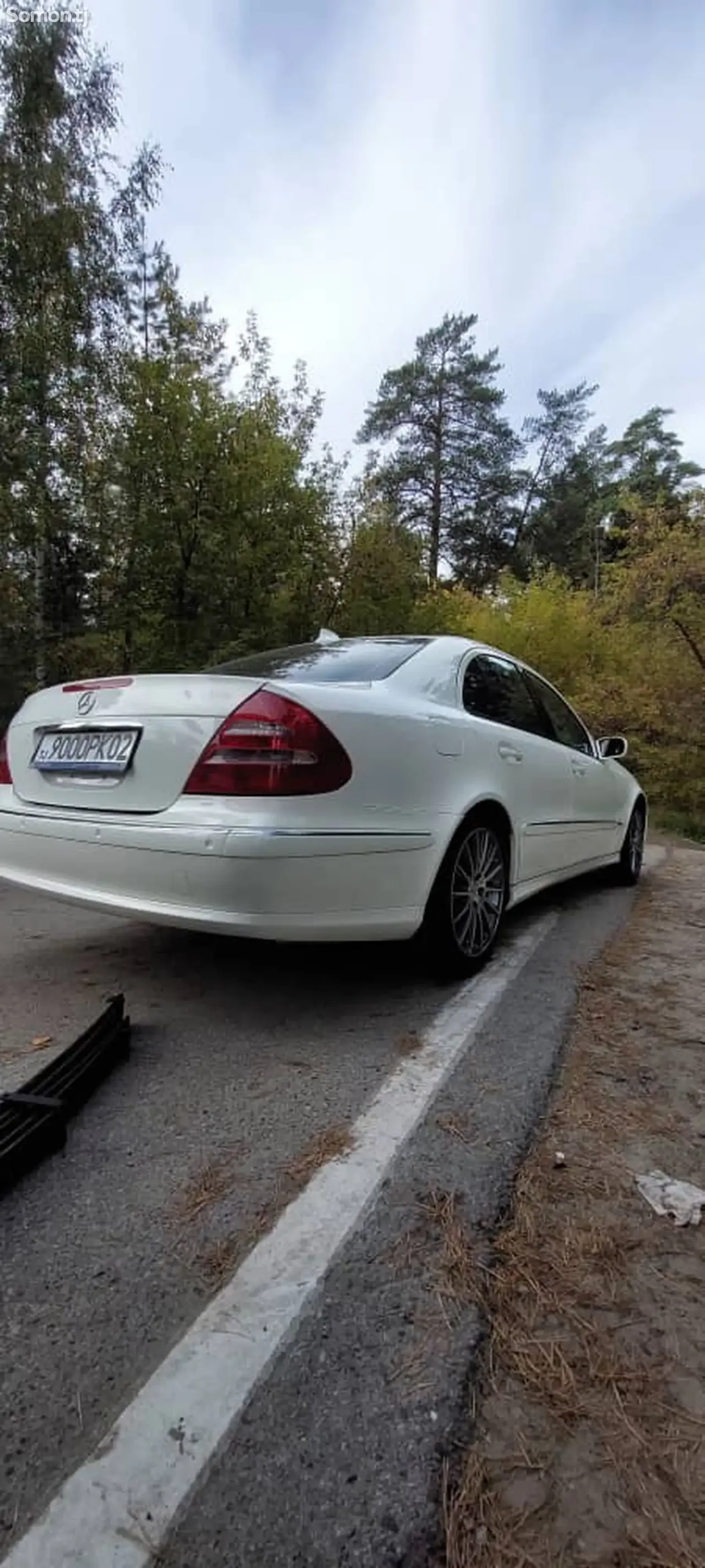 Mercedes-Benz E class 2004 · 2.4 AT