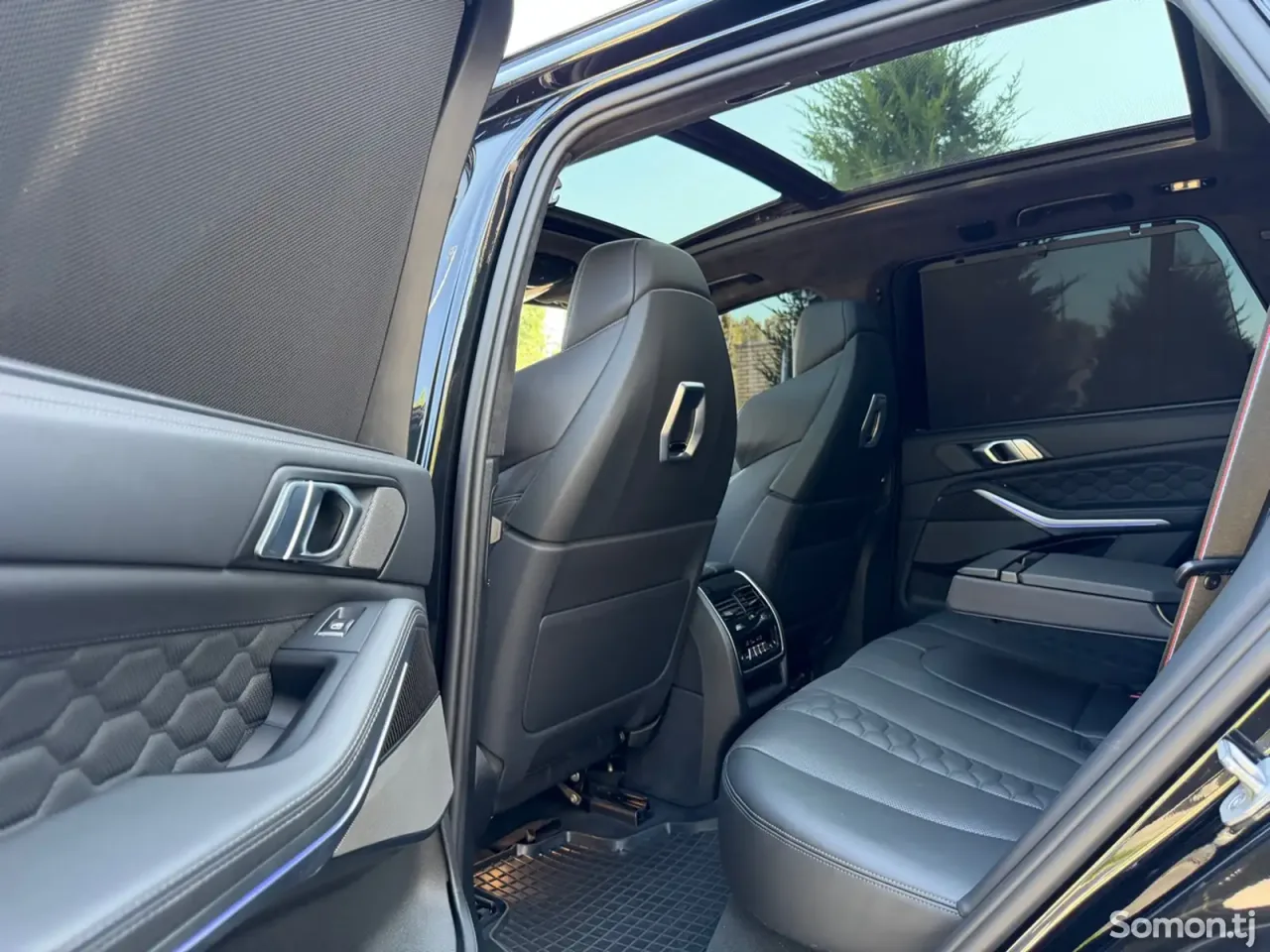 BMW X5 M 2025 · 4.4 AMT