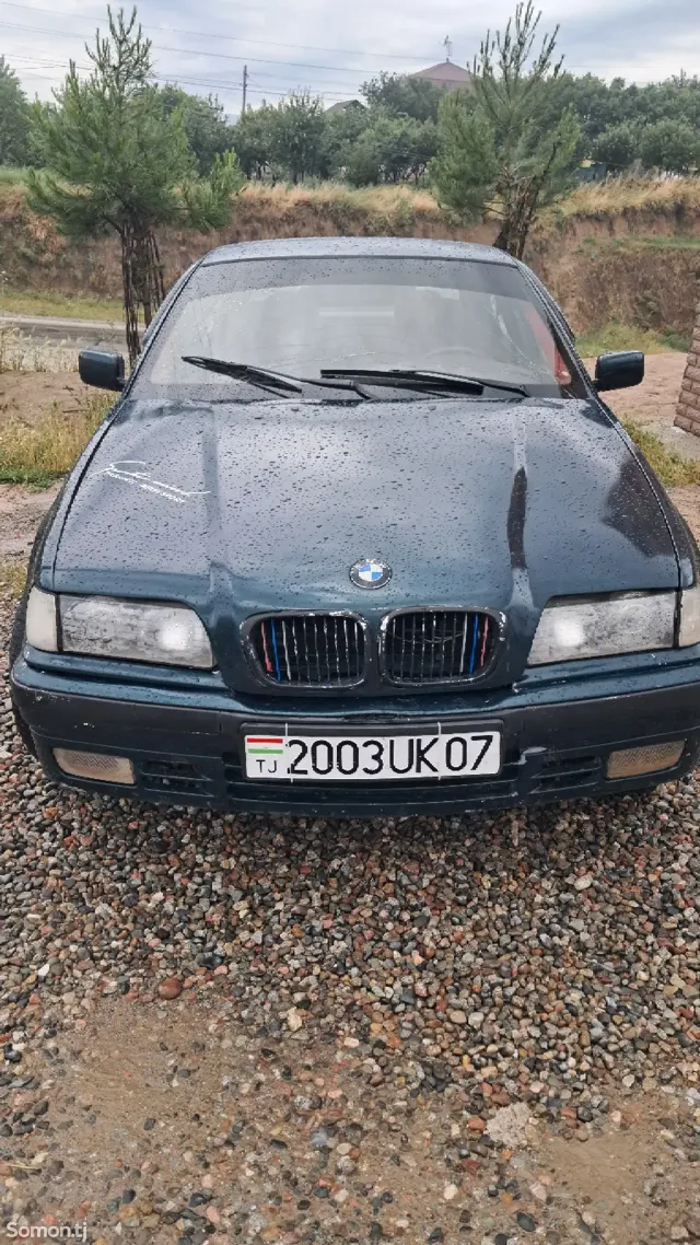 BMW 3 series 1996 · MT