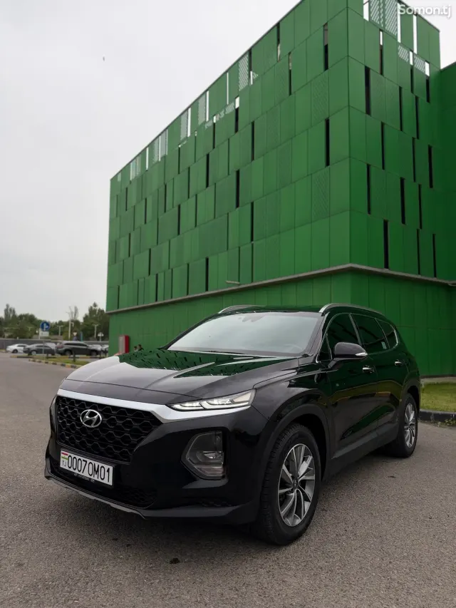 Hyundai Santa Fe 2018 · 2.2 AT