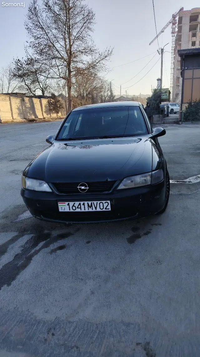 Opel Vectra B 1997 · 1.6 MT