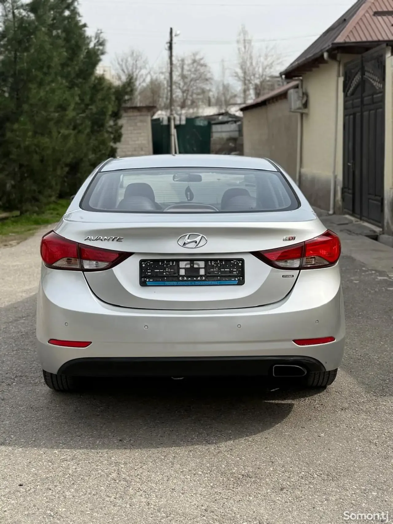 Hyundai Avante 2014 · 1.6 AT