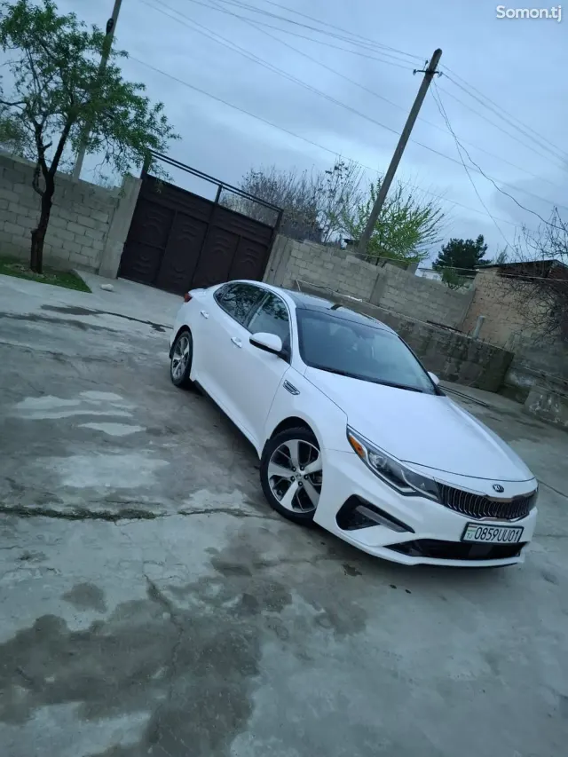 Kia Optima 2019 · 2.4 AT