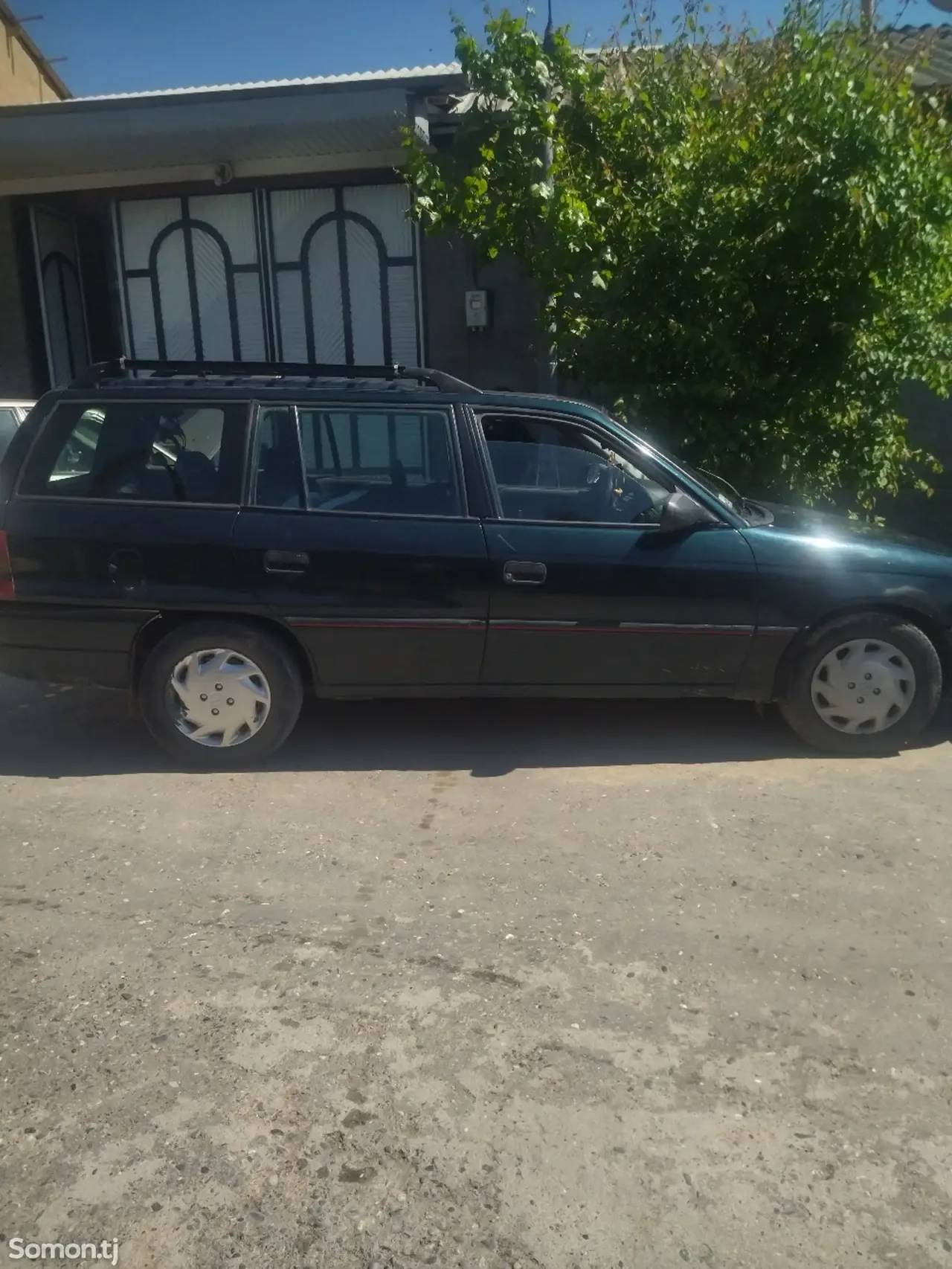 Opel Astra F 1993 · 1.5 MT