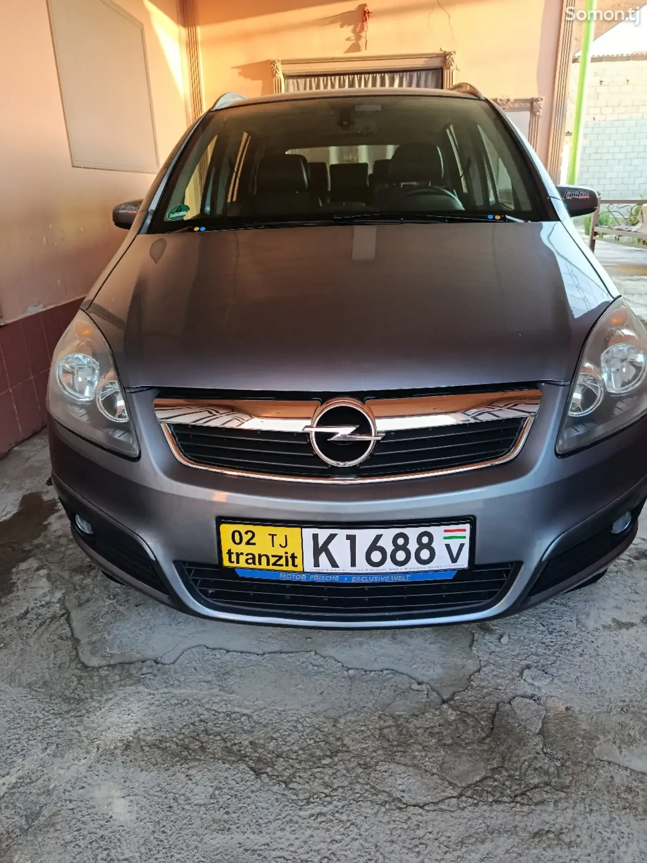 Opel Zafira 2006 · 1.8 MT