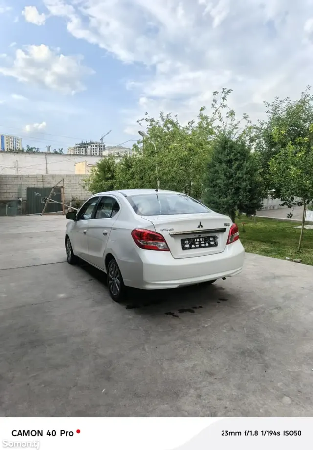 Mitsubishi Mirage 2017 · 1.4 AT