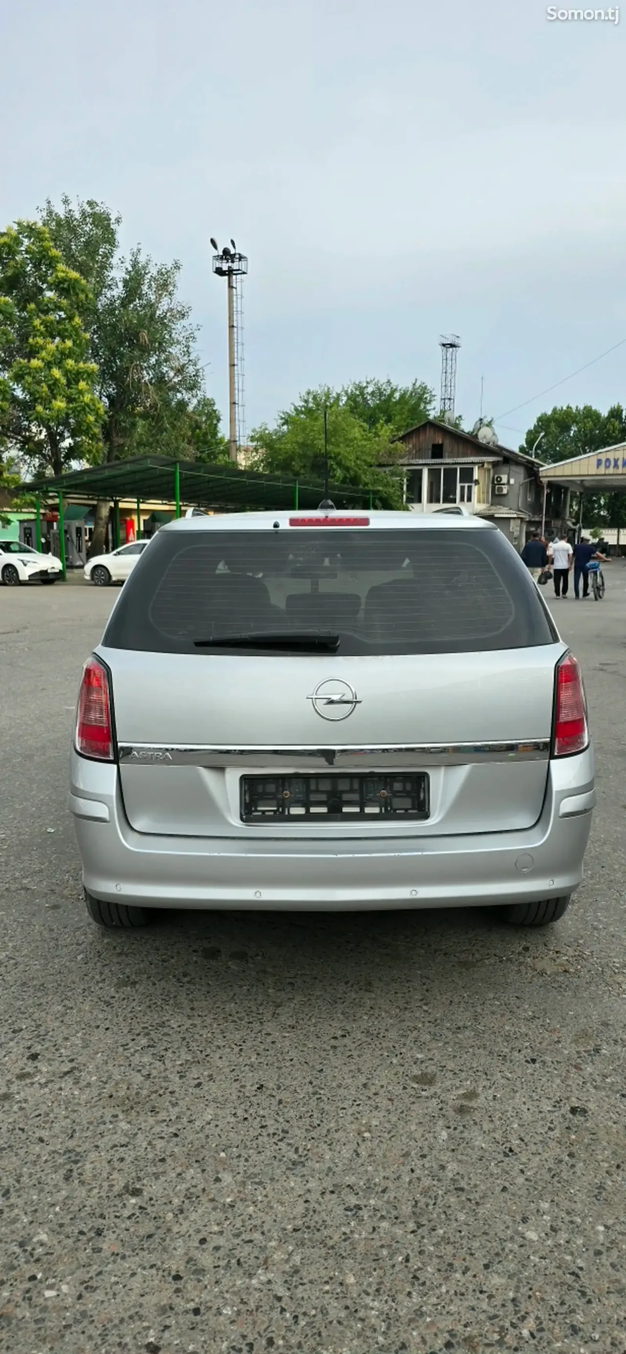 Opel Astra H 2009 · 1.8 MT