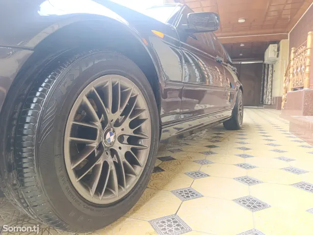 BMW 3 series 2002 · 1.8 MT