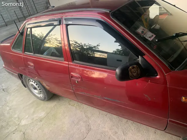 Daewoo Nexia 1996 · 1.6 MT