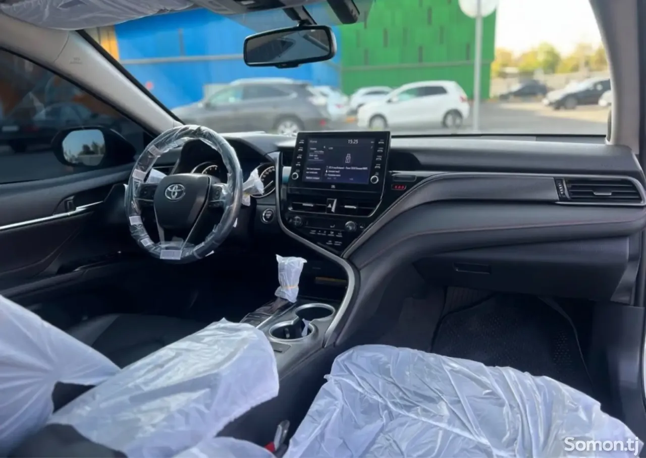 Toyota Camry 2022 · 3.5 AT