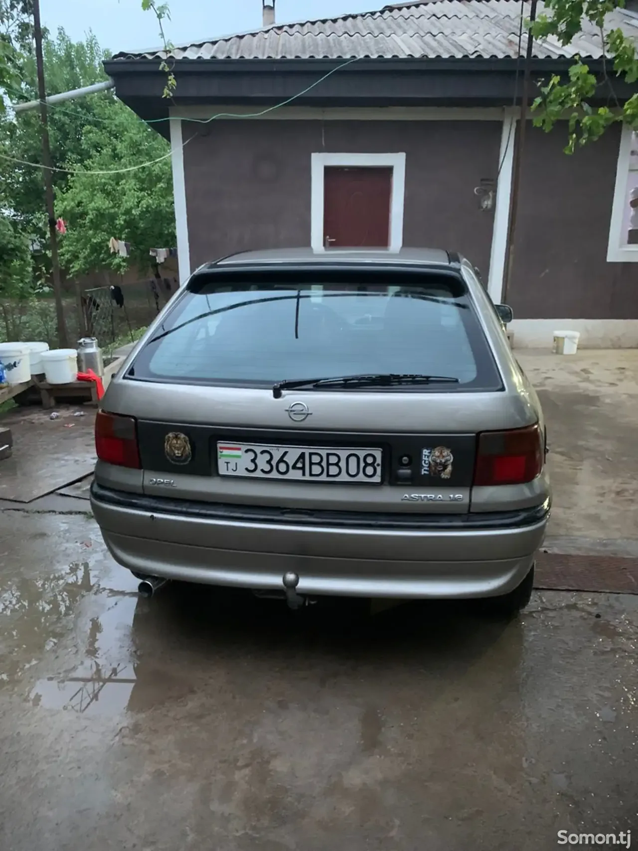 Opel Astra F 1996 · 1.6 MT