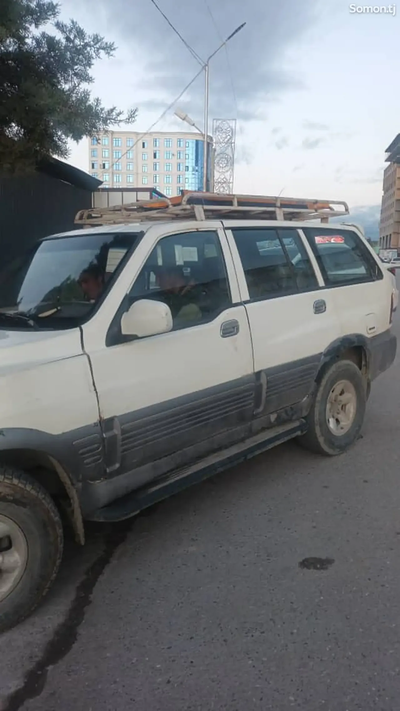 Ssang Yong Musso 2000 · 2.9 MT