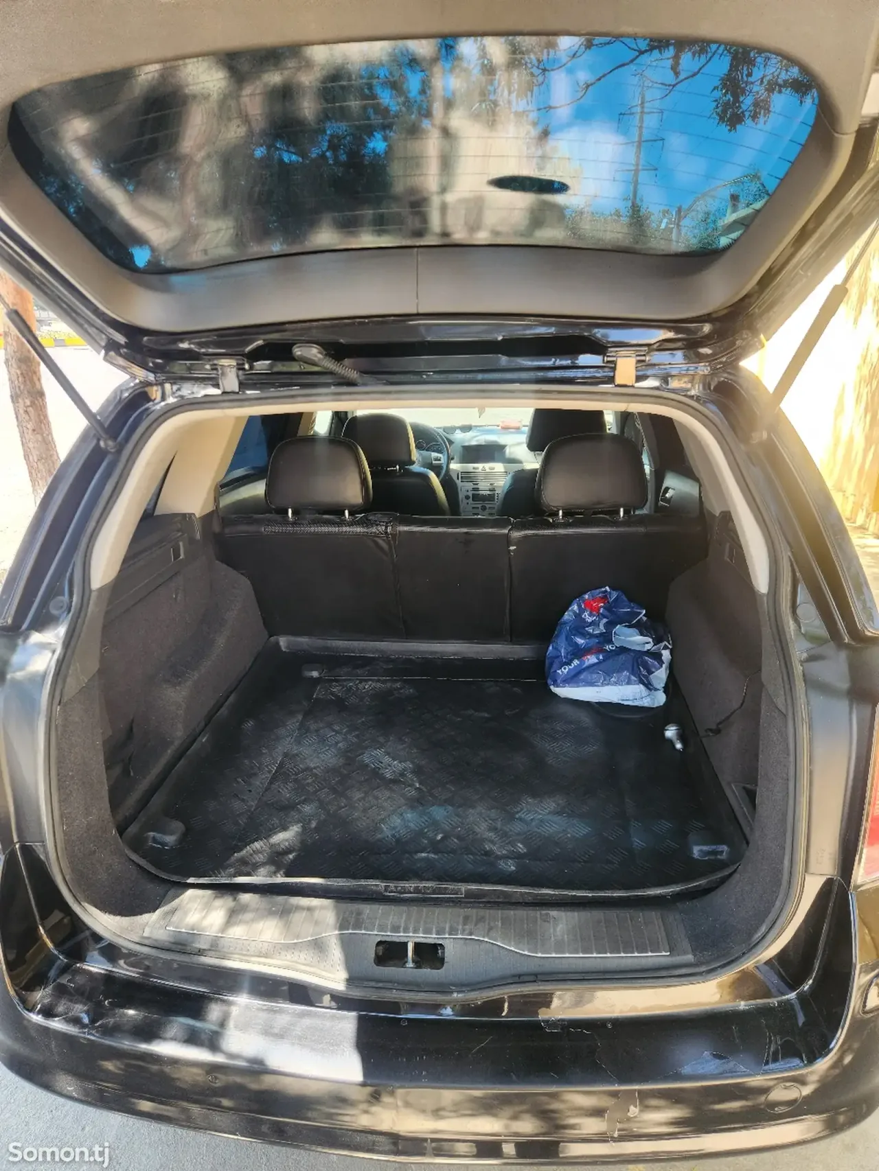 Opel Astra H 2008 · 1.8 MT