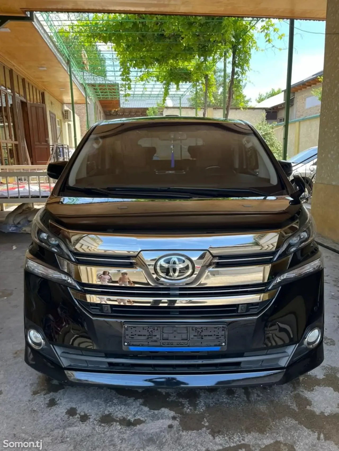 Toyota Vellfire 2018 · 3.5 AT