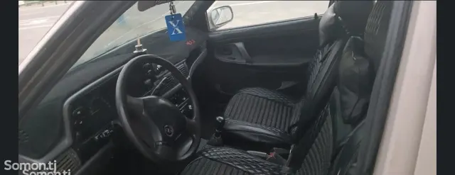 Daewoo Nexia 1996 · 1.8 MT