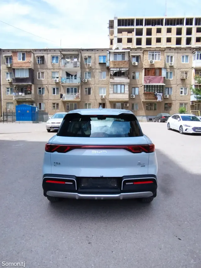 BYD Yuan Up 2025 · 3.0 AT