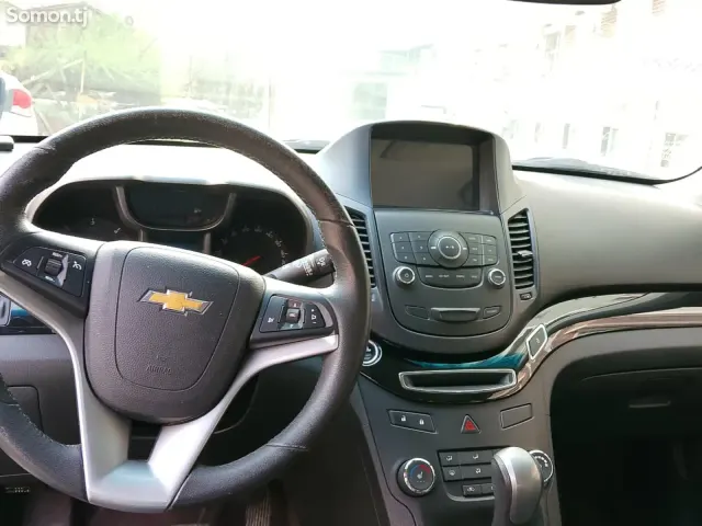 Chevrolet Orlando 2015 · 2.0 AT