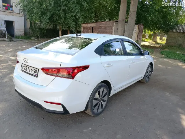 Hyundai Solaris 2019 · 1.4 MT