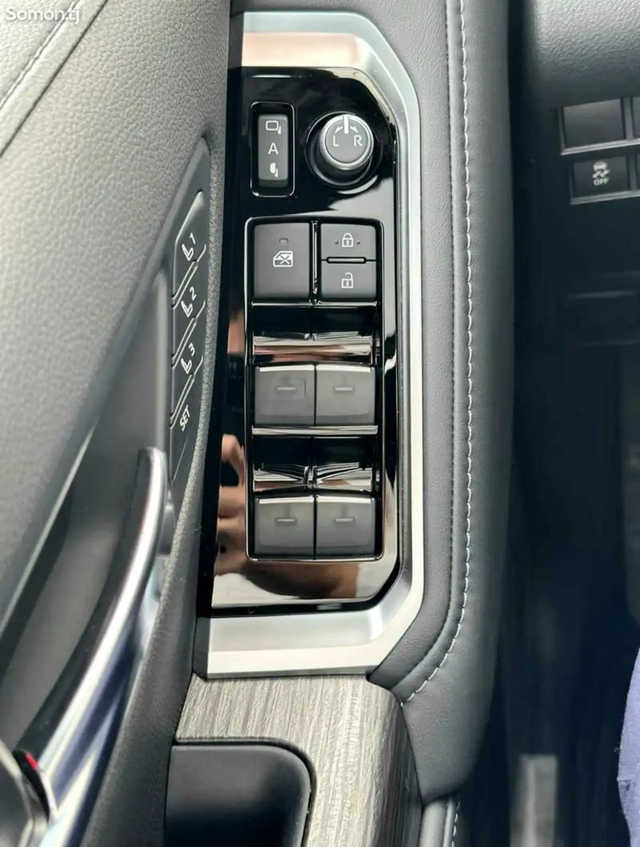 Toyota Land Cruiser 2026 · 4.0 AT