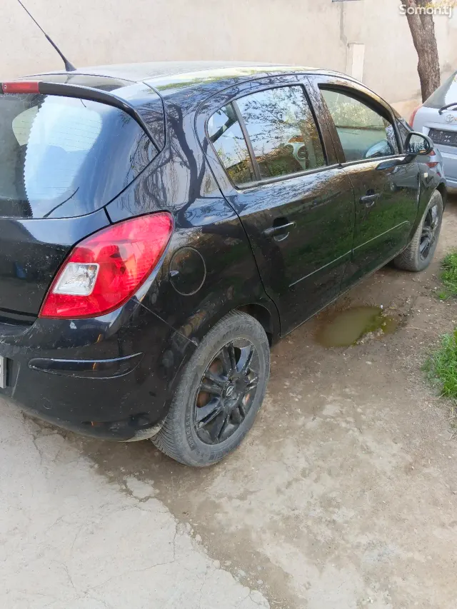 Opel Corsa 2008 · 1.3 MT