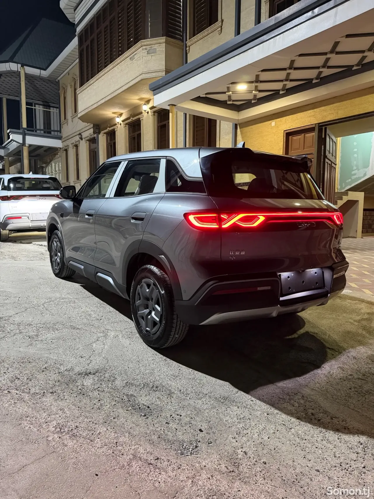 BYD Yuan Up 2025 · AT