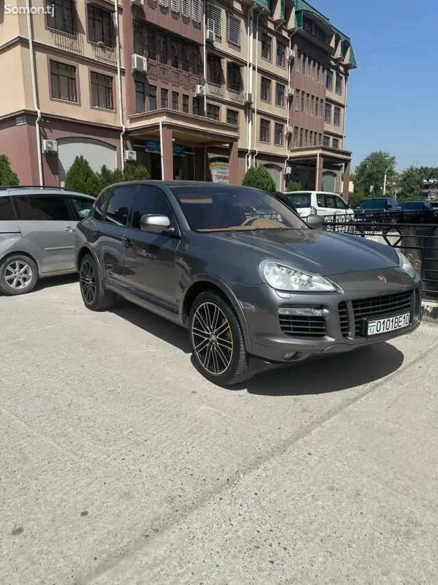 Porsche Cayenne 2010 · 4.8 AT