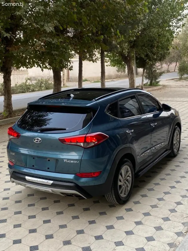 Hyundai Tucson 2018 · 1.6 AT